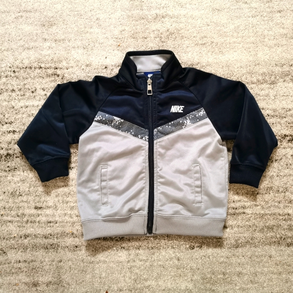 Nike zip up jacket